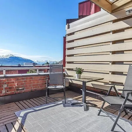 Fjord And Mountain View Appartement Tromsø