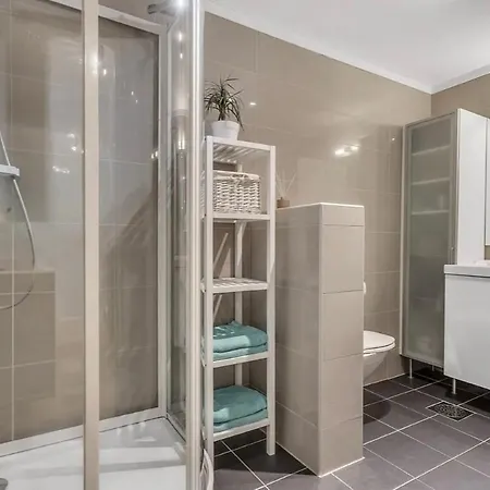 Fjord And Mountain View Leilighet