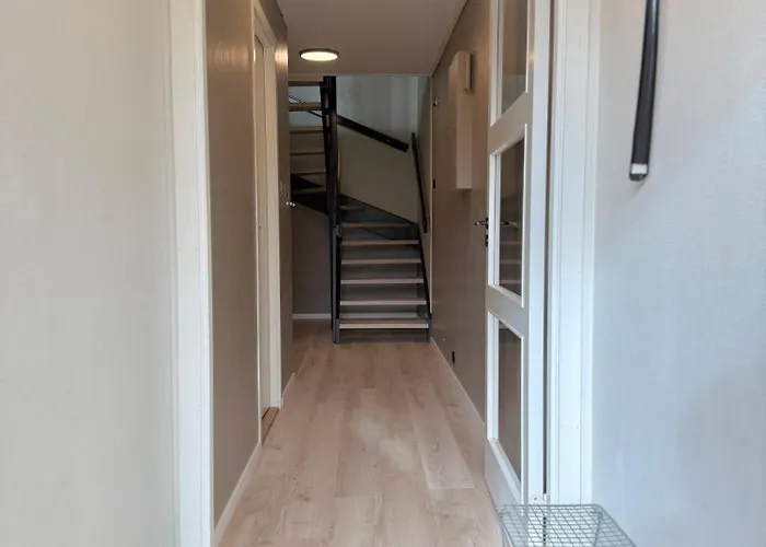 Fjord And Mountain View Appartement