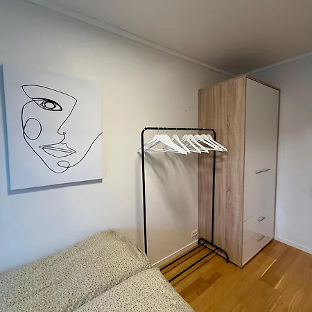 アパート Fjord And Mountain View